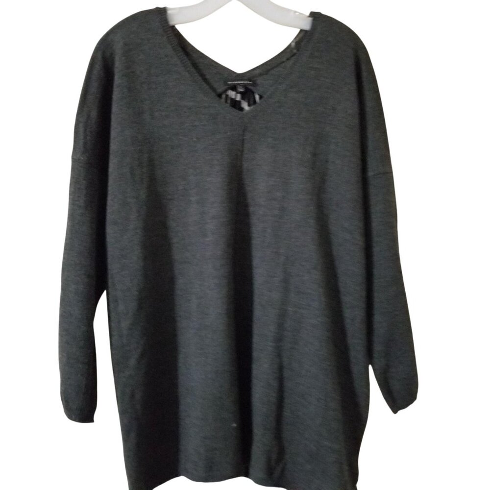 Staccato Gray & Black Plaid Back Knit Sweater Long Sleeve V-Neck L